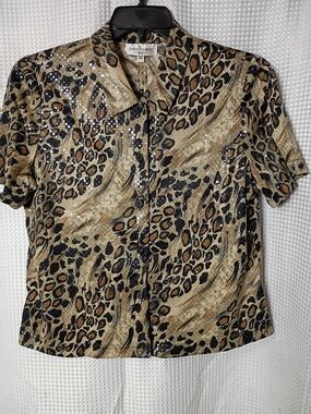 VINTAGE Women's Short Sleeve Leopard Print Button-Down Shirt - With Clear Sequin